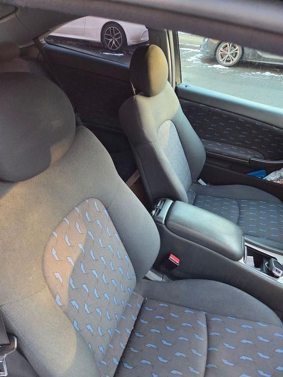 Gebraucht Mercedes C180 143 PS (105 kW) 2002 Blau Coupé