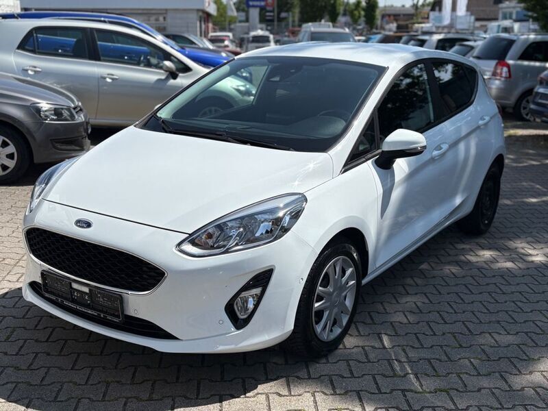Gebraucht Ford Fiesta Cool & Connect 86 PS (63 kW) 2018 Weiß Kleinwagen