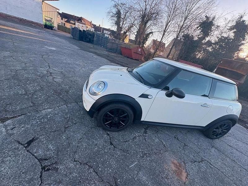 Gebraucht Mini Cooper 120 PS (88 kW) 2009 Weiß Kleinwagen