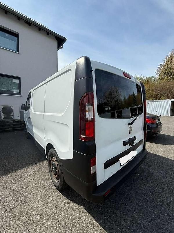 Gebraucht Renault Trafic Basis 120 PS (88 kW) 2019 Van / Kleinbus
