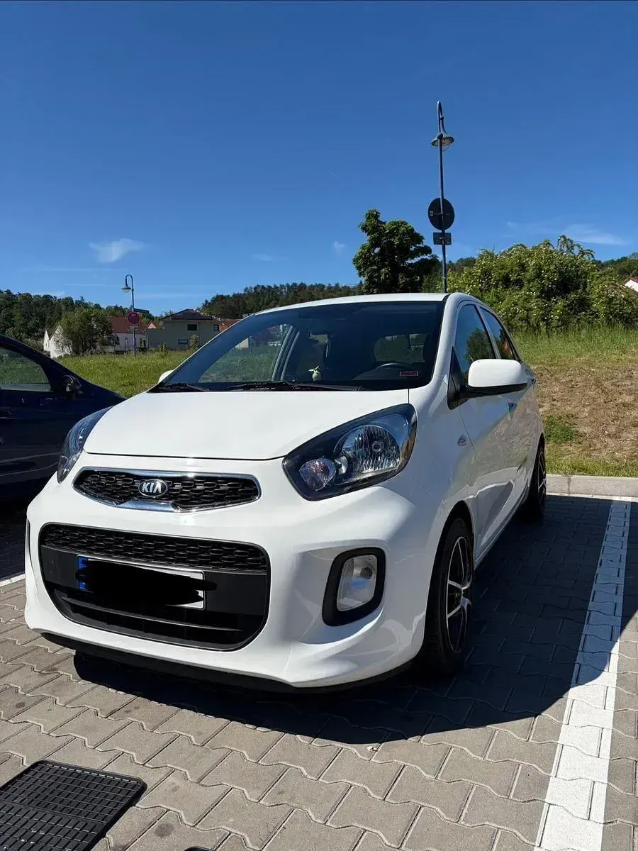 Gebraucht Kia Picanto DREAM-TEAM Edition 67 PS (49 kW) 2015 Weiß Kleinwagen