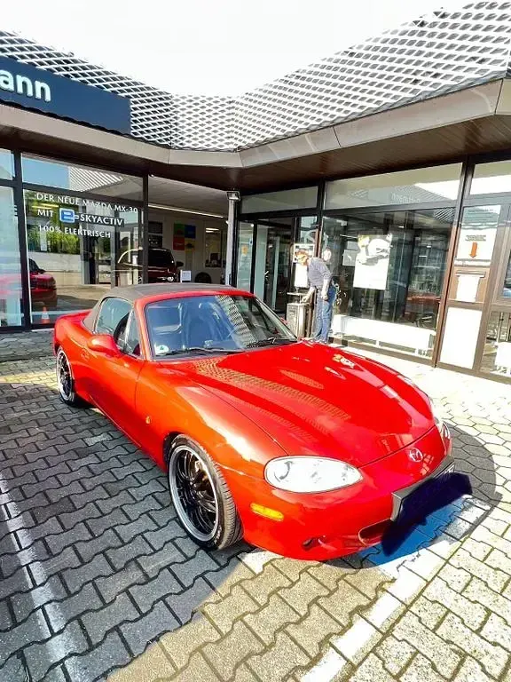 Brugt Mazda MX5 110 HK (80 kW) 2002 Rød Cabriolet