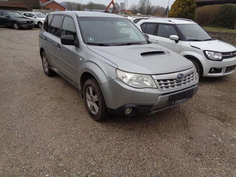 Gebraucht Subaru Forester Comfort 150 PS (110 kW) 2011 Grau SUV