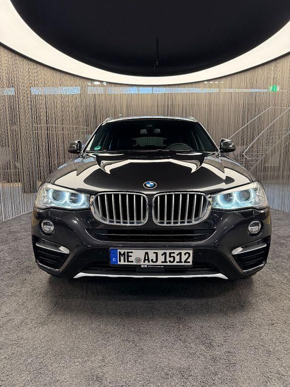 Grau Gebraucht 2018 BMW X4 xLine SUV | 19.900 € (Superpreis) - Bild 1/4