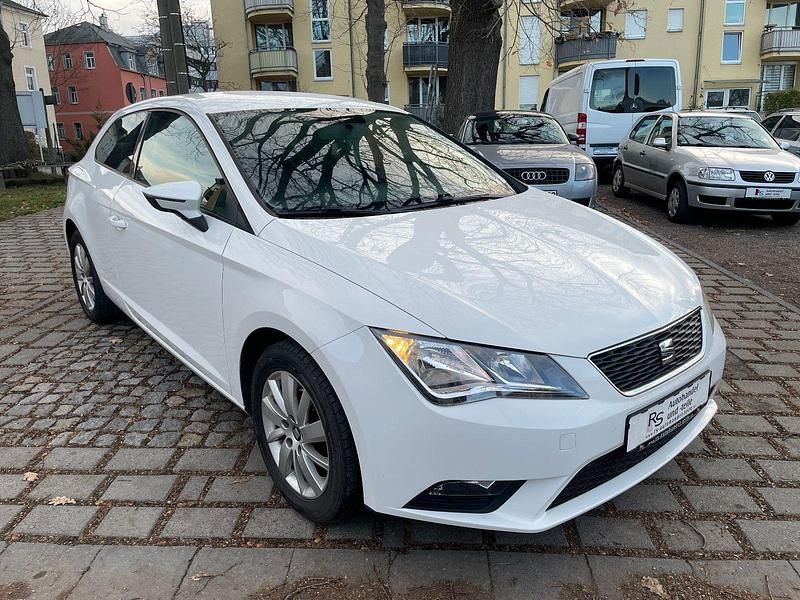 Gebraucht Seat Leon SC Reference 105 PS (77 kW) 2015 Weiß Kleinwagen