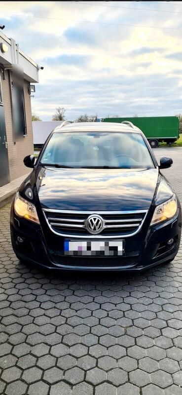 Schwarz Gebraucht 2009 VW Tiguan SUV | 6.199 € (Guter Preis) - Bild 1/4