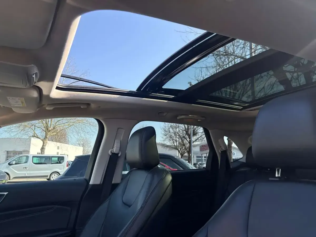 Gebraucht Ford Edge Titanium 238 PS (175 kW) 2020 Grau SUV