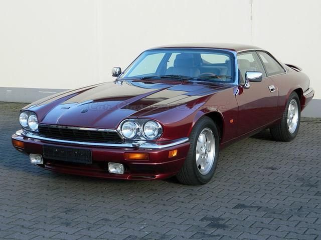 Second-hand Jaguar XJS 302 CP (222 kW) 1994 Roșu Coupe