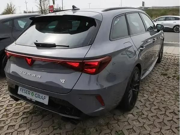 Ny Cupra Leon 333 HK (244 kW) 2026 Grå Stationcar
