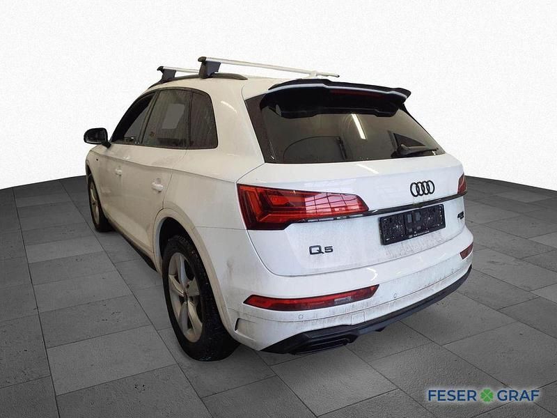 Gebraucht Audi Q5 Ambiente 204 PS (150 kW) 2022 Ibisweiß SUV