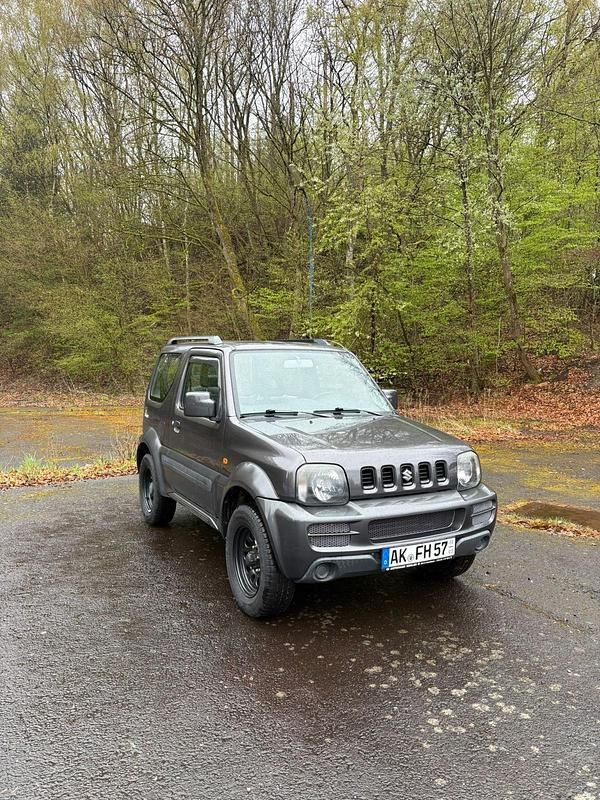 Gebraucht Suzuki Jimny 86 PS (63 kW) 2010 Grau SUV