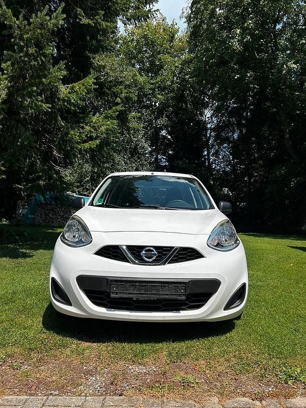 Weiß Gebraucht 2015 Nissan Micra Kleinwagen | 3.590 € (Guter Preis) - Bild 1/4