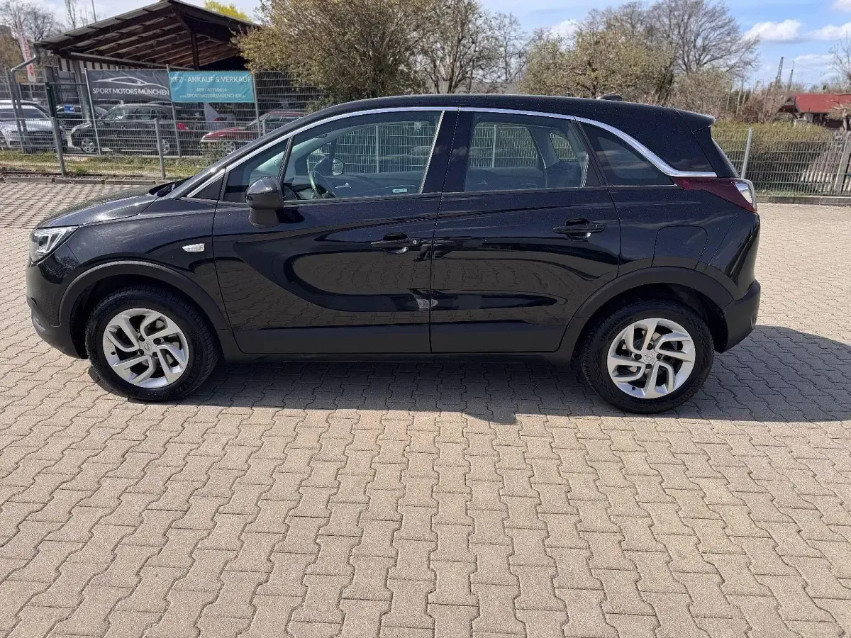 Gebraucht Opel Crossland 120 PS (88 kW) 2018 Schwarz SUV
