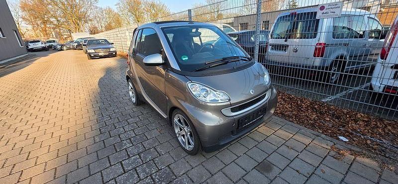 Gebraucht Smart ForTwo Cabrio Basis 84 PS (61 kW) 2010 Rot Cabrio
