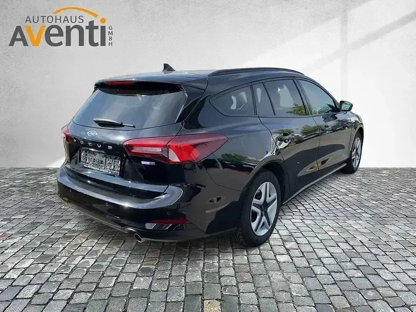 Gebraucht Ford Focus Cool & Connect 155 PS (114 kW) 2022 Schwarz Kombi