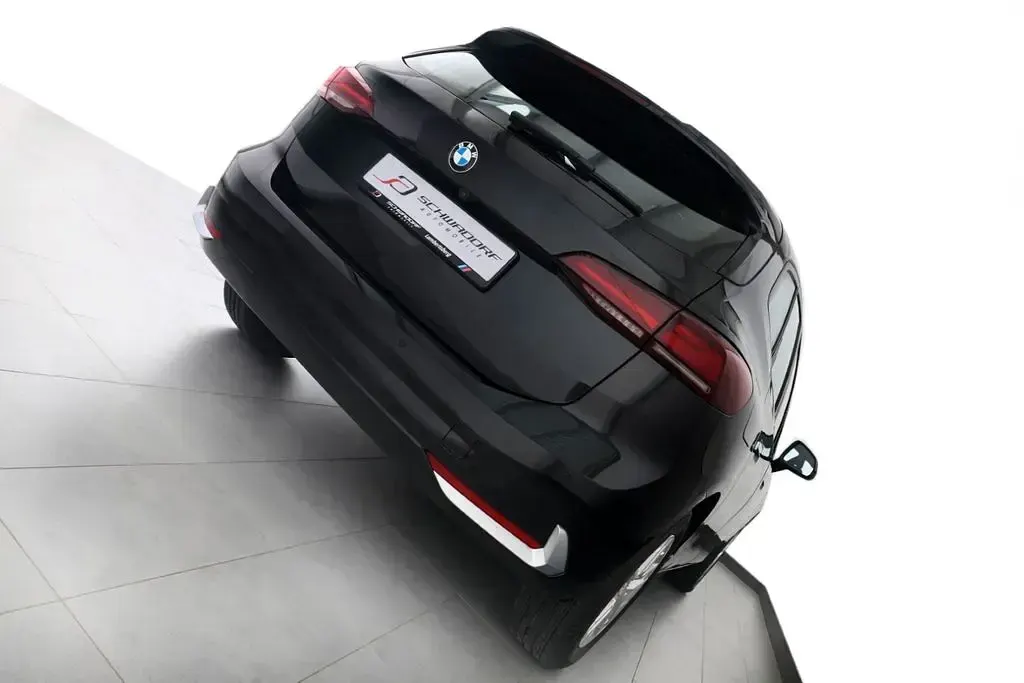 Gebraucht BMW 218 Active Tourer Performance 150 PS (110 kW) 2022 Schwarz Van / Kleinbus