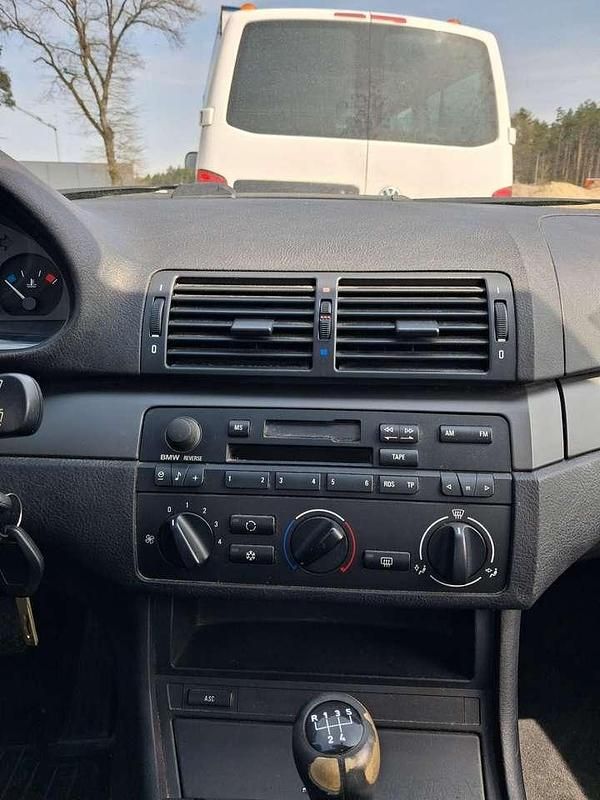 Usata BMW 318 105 CV (77 kW) 2000 Berlina