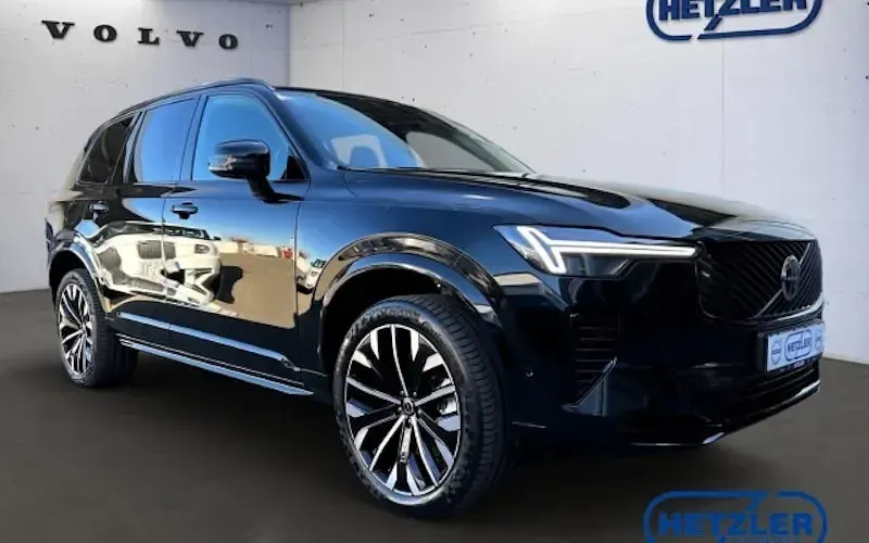 Neu Volvo XC90 Plus 455 PS (334 kW) 2025 Schwarz SUV