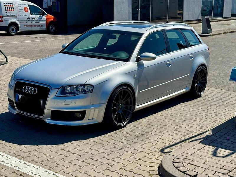 Silber Gebraucht 2007 Audi RS4 Kombi | 33.499 € (Superpreis) - Bild 1/4
