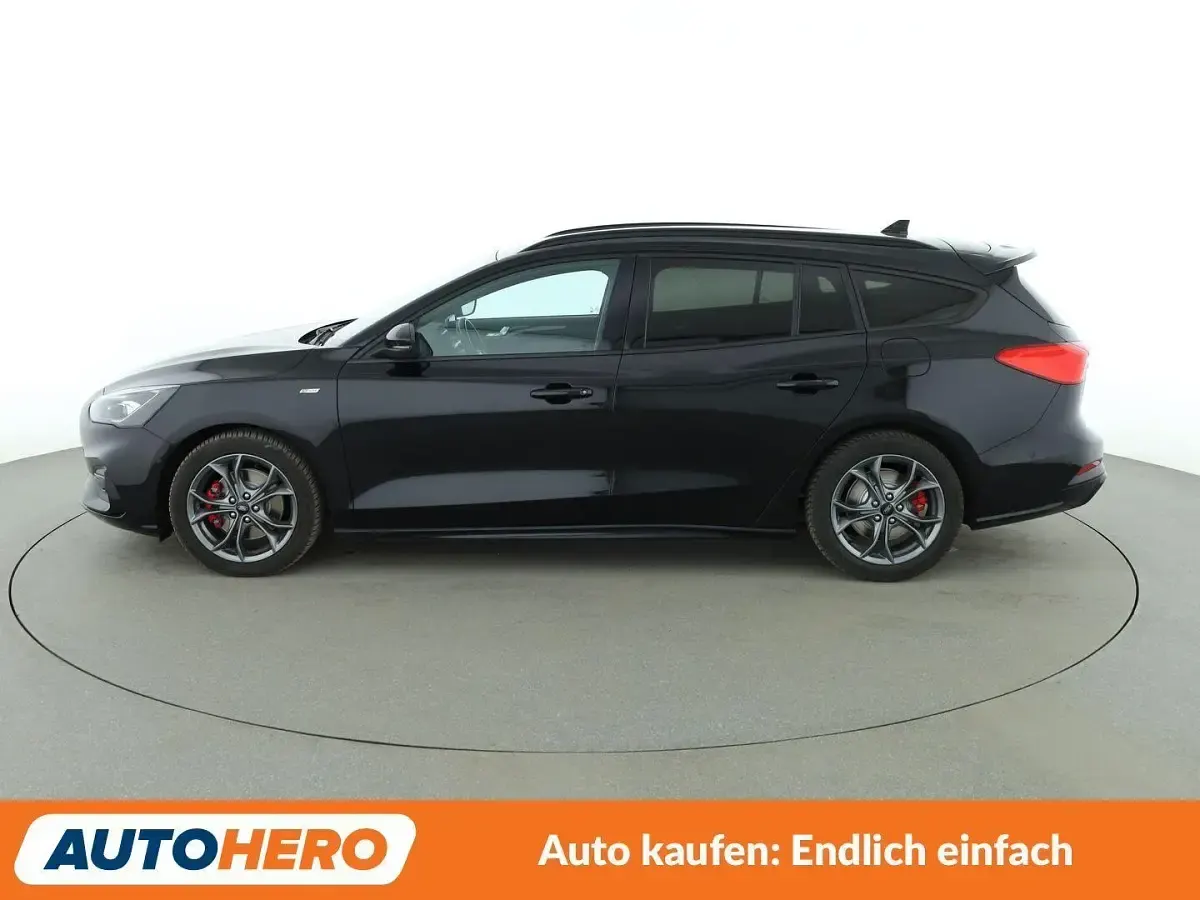 Gebraucht Ford Focus ST-Line X 182 PS (133 kW) 2020 Schwarz Kombi