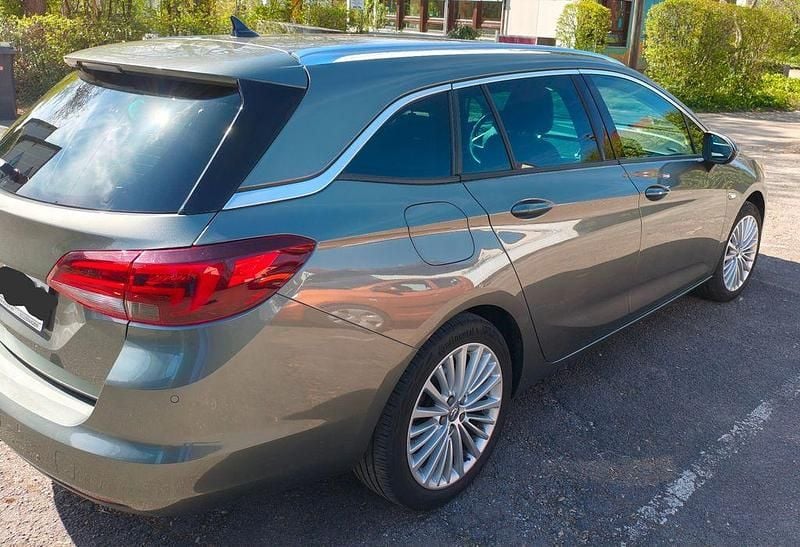 Gebraucht Opel Astra Elegance 131 PS (96 kW) 2020 Grau Kombi