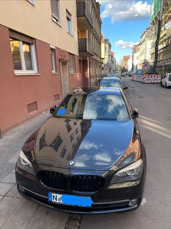Gebraucht BMW 740L 326 PS (239 kW) 2008 Schwarz Limousine