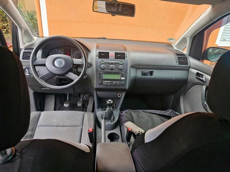 Schwarz Gebraucht 2003 VW Touran Van / Kleinbus | 1.111 € (Superpreis) - Bild 1/4