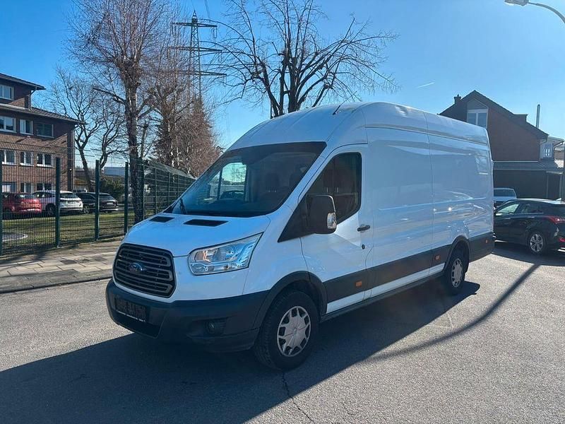 Gebraucht Ford Transit Trend 125 PS (91 kW) 2016 Weiß Van / Kleinbus