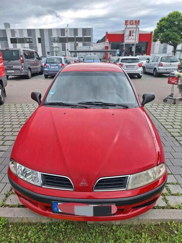 Rot Gebraucht 2000 Mitsubishi Carisma | 1.450 € - Bild 1/4