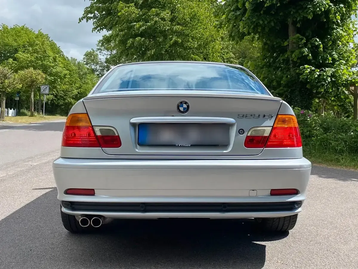 Gebraucht BMW 323 170 PS (125 kW) 1999 Silber Coupé