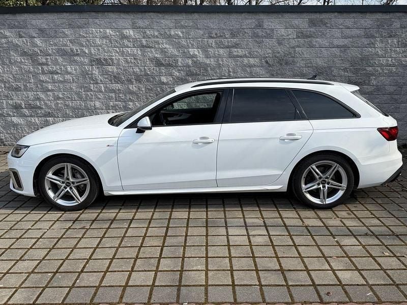 Gebraucht Audi A4 S-Line 204 PS (150 kW) 2022 Weiß Kombi