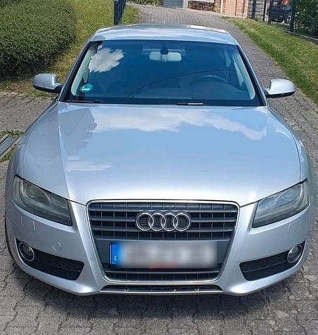 Silber Gebraucht 2011 Audi A5 Sportback Sport Limousine | 12.400 € (Teuer) - Bild 1/4