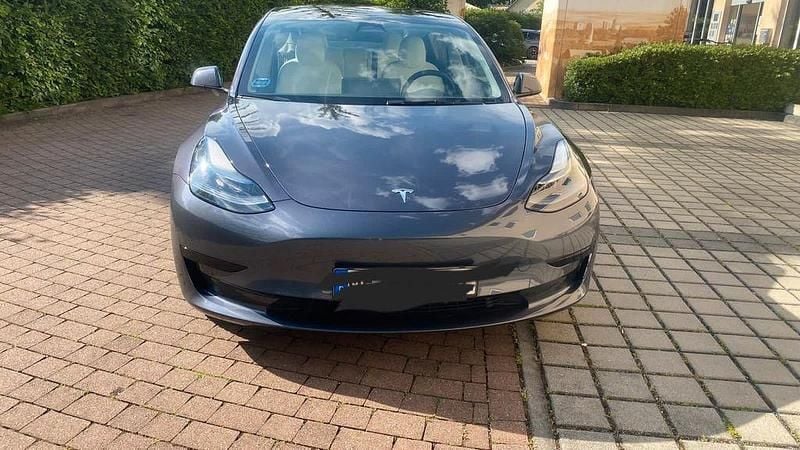Gebraucht Tesla Model 3 208 kW (283 PS) 2022 Grau Limousine