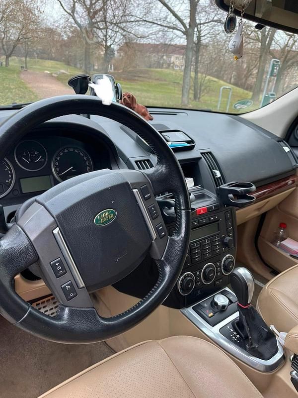 Gebraucht Land Rover Freelander 2 150 PS (110 kW) 2008 Silber SUV