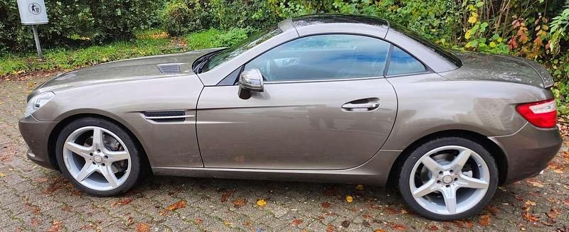 Gebraucht 2015 Mercedes SLK200 Cabrio | 24.999 € (Teuer) - Bild 1/4