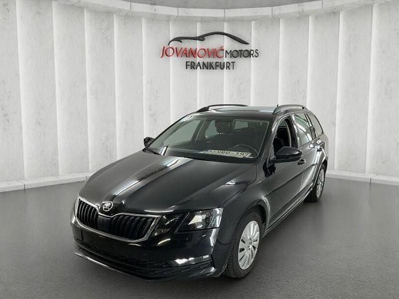Schwarz Gebraucht 2019 Skoda Octavia Ambition Kombi | 10.250 € (Superpreis) - Bild 1/4