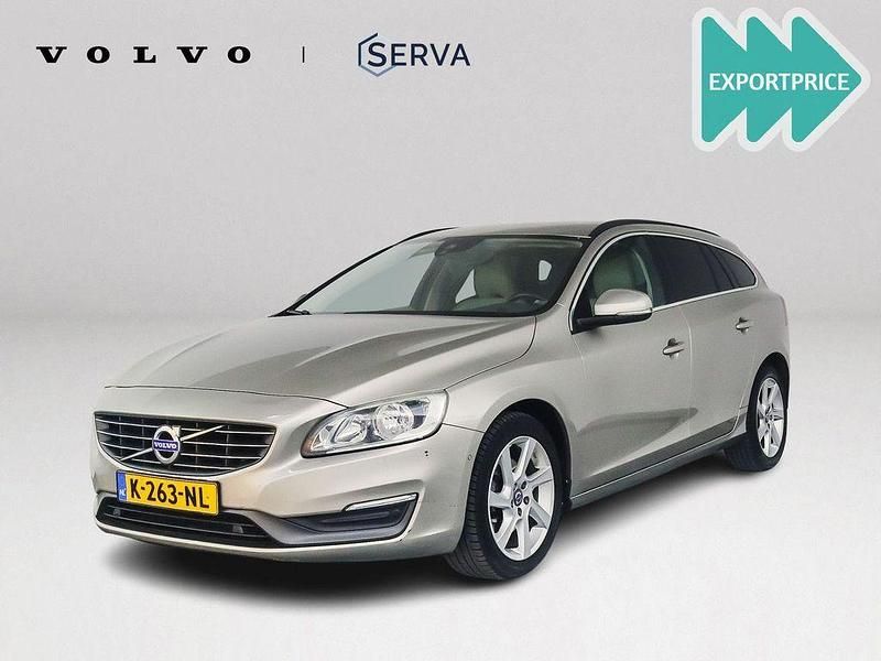 Gebraucht Volvo V60 Summum 181 PS (133 kW) 2015 Grau Kombi