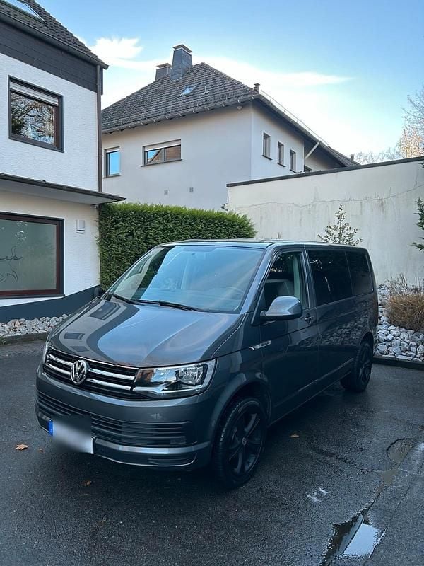Grau Gebraucht 2016 VW T6 Van | 23.790 € (Superpreis) - Bild 1/4