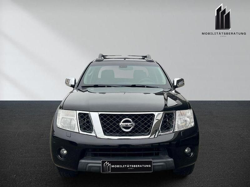 Gebraucht Nissan Navara 171 PS (125 kW) 2013 Schwarz Abholung
