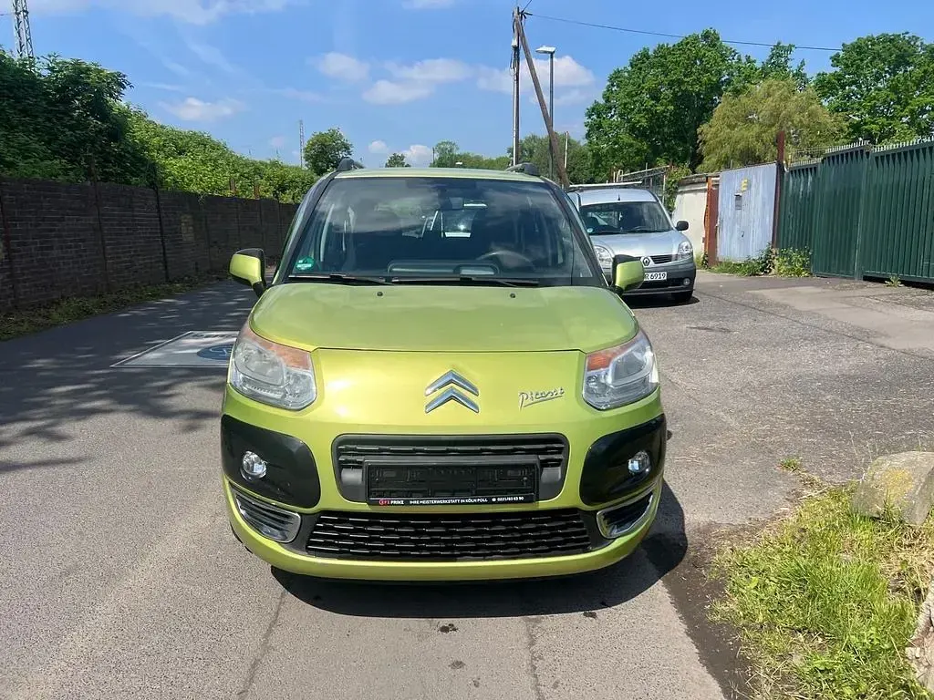 Gebraucht Citroën C3 Picasso Tendance 95 PS (69 kW) 2010 Gelb Van / Kleinbus
