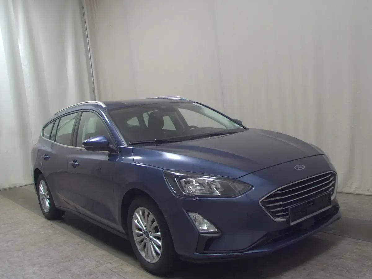 Brugt Ford Focus Titanium 125 HK (91 kW) 2021 Grå Sedan