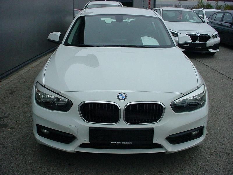 Gebraucht BMW 116 Advantage 109 PS (80 kW) 2016 Weiß Kleinwagen