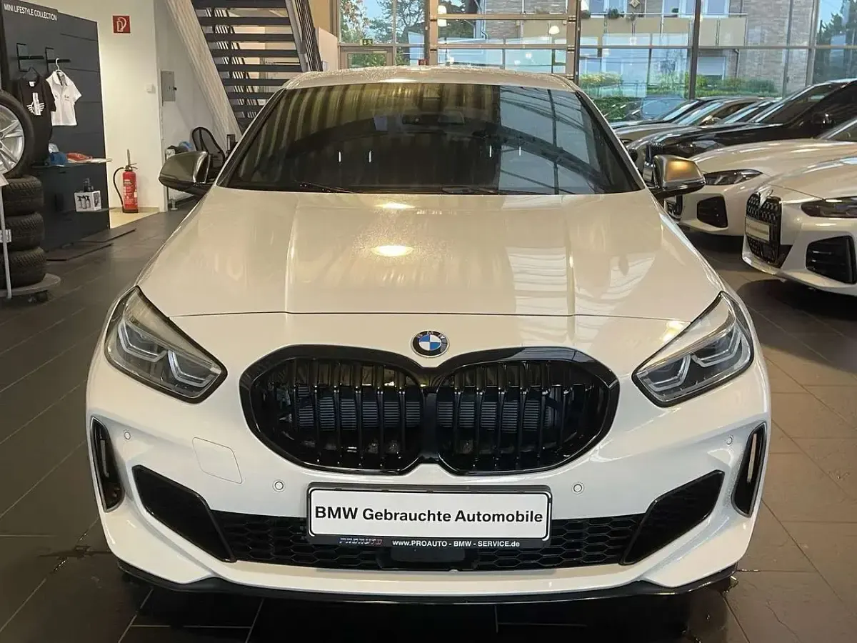 Gebraucht BMW M1 306 PS (225 kW) 2020 Alpinweiss iii Coupé
