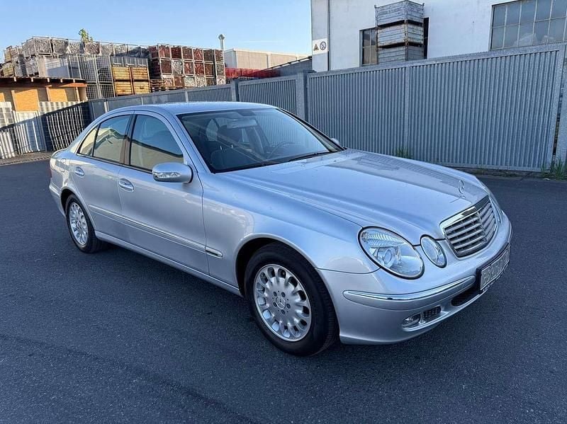 Gebraucht Mercedes E200 Elegance 163 PS (119 kW) 2005 Limousine