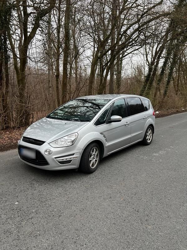 Gebraucht Ford S-MAX S 163 PS (119 kW) 2010 Silber Van / Kleinbus
