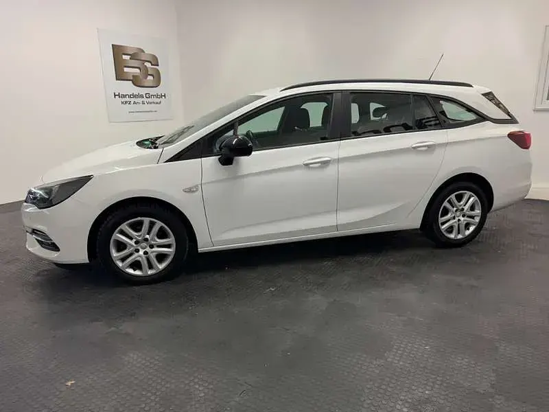 Gebraucht Opel Astra 122 PS (89 kW) 2021 Weiß Kombi