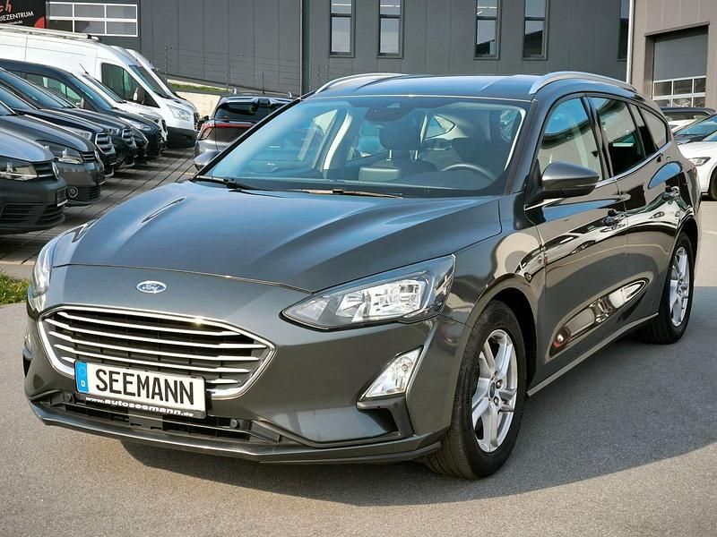 Gebraucht Ford Focus 120 PS (88 kW) 2021 Grau Kombi