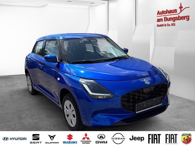 Neu Suzuki Swift Club 83 PS (61 kW) 2025 Blau Limousine