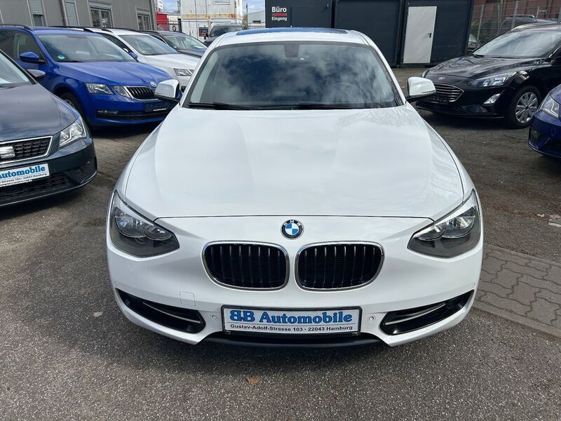 Weiß Gebraucht 2013 BMW 118 Kleinwagen | 12.990 € (Etwas zu teuer) - Bild 1/4