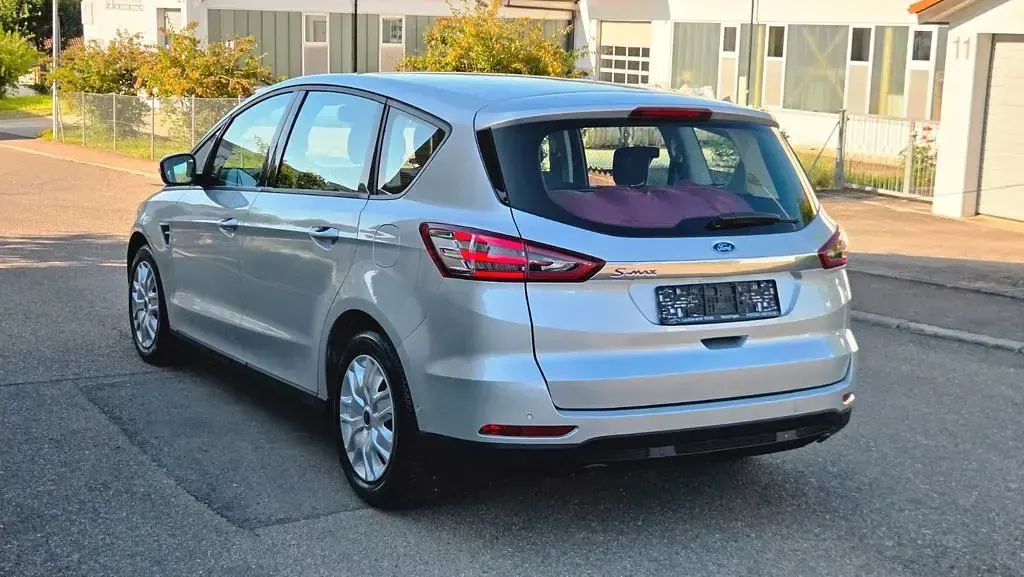 Gebraucht Ford S-MAX Trend 150 PS (110 kW) 2016 Silber Van / Kleinbus